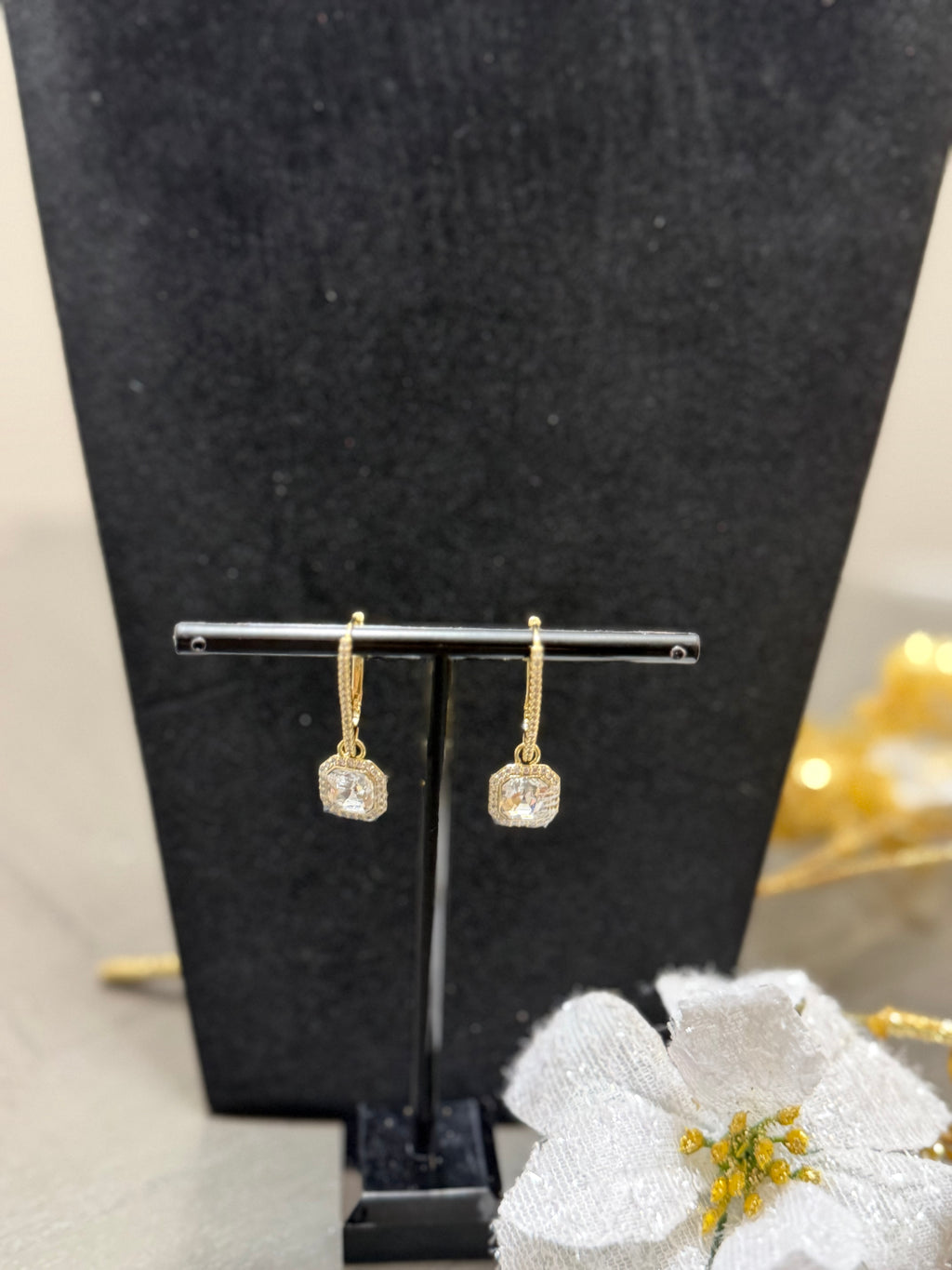 Aretes Colgantes de Circonia Oro Laminado 14K
