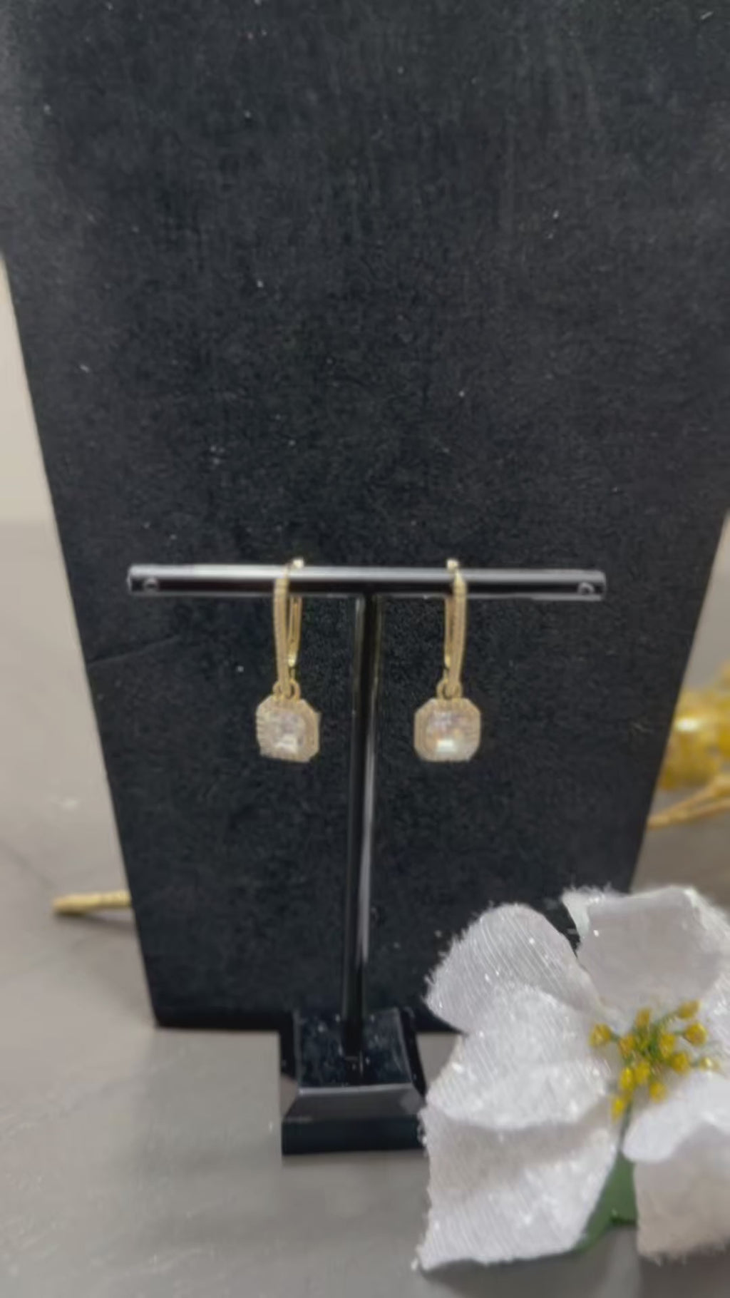 Aretes Colgantes de Circonia Oro Laminado 14K