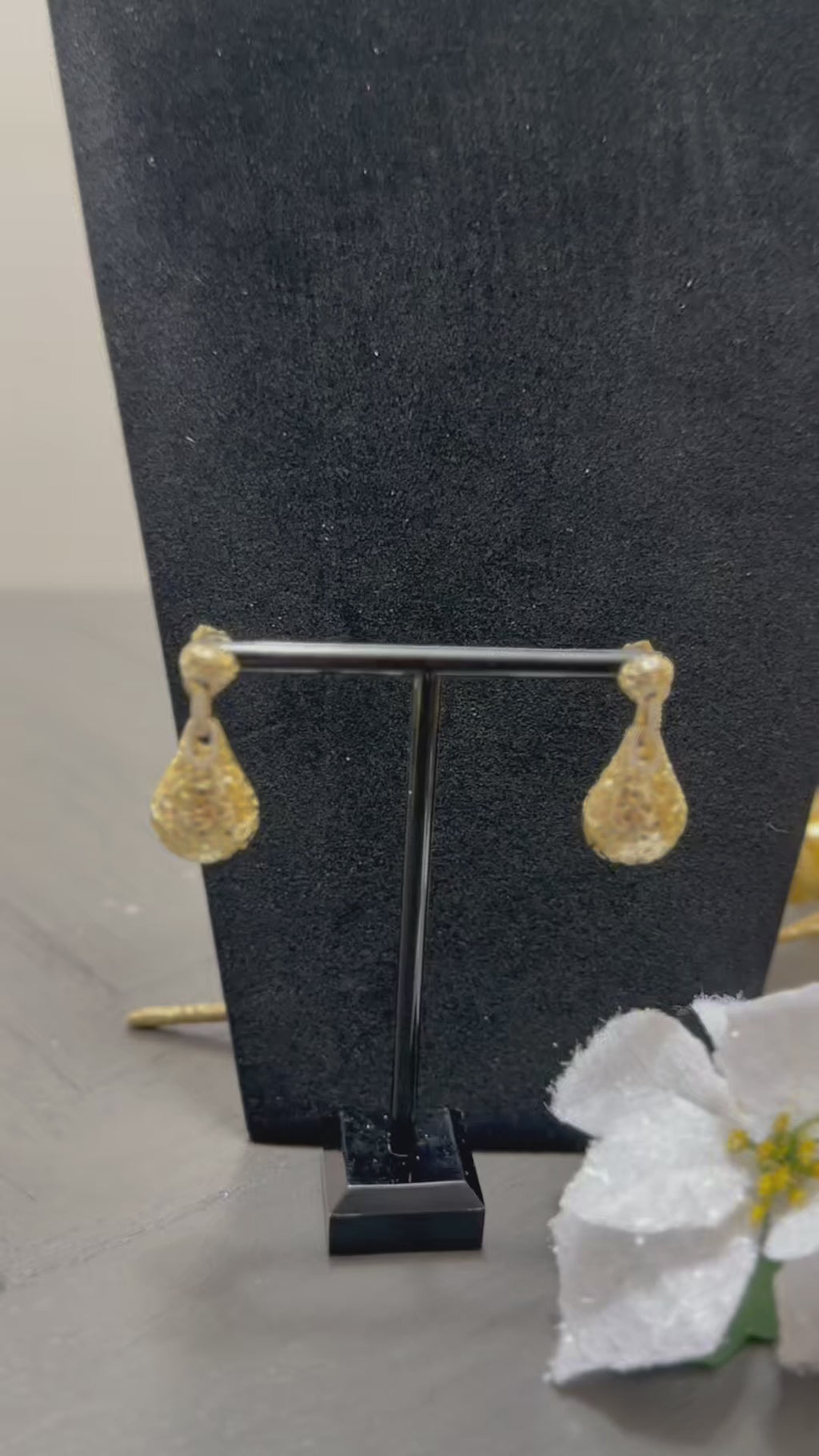 Aretes Gota Filigrana en Oro Laminado 14K