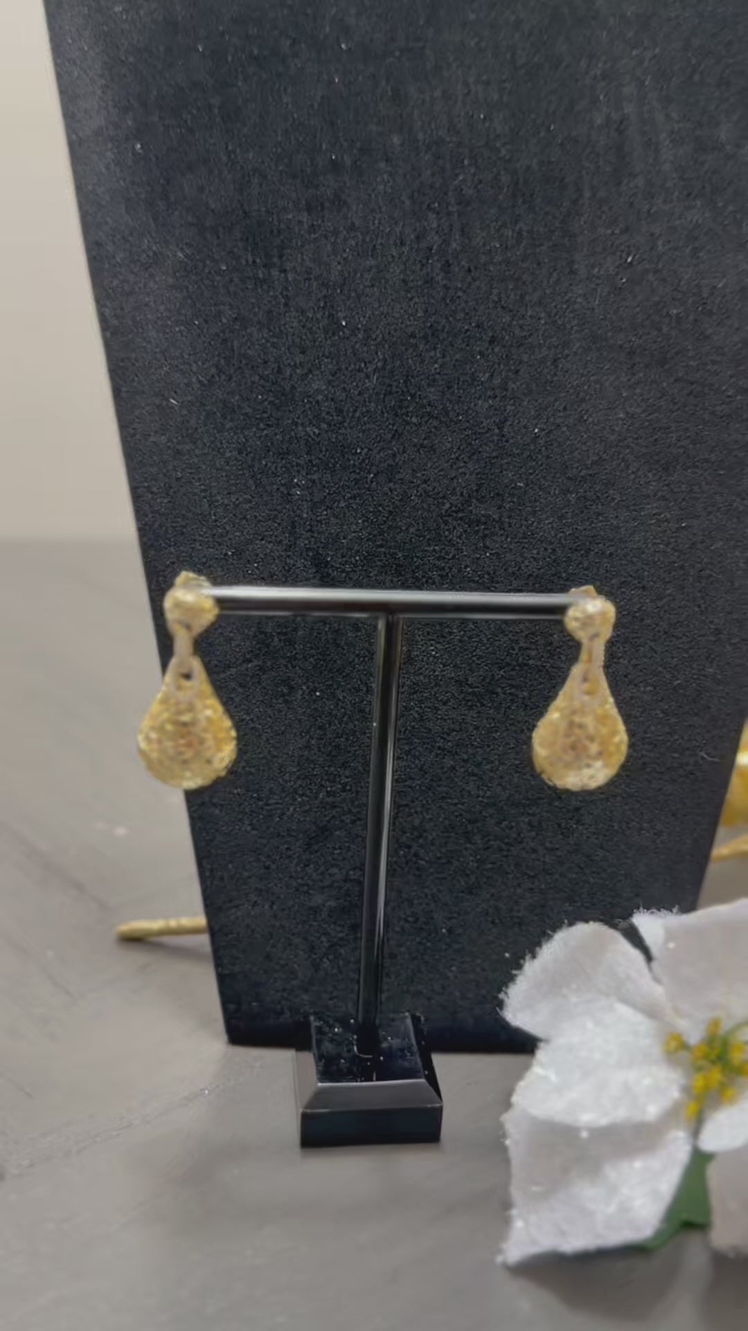 Aretes Gota Filigrana en Oro Laminado 14K
